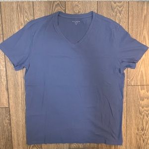 Mott & Bow Men’s T Shirt Large